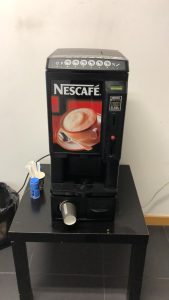 maquina automatica de cafe en salon