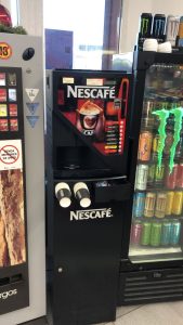 maquina de cafe en gasolinera